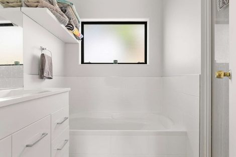 Photo of property in 17b Gordon Street, Te Puke, 3119