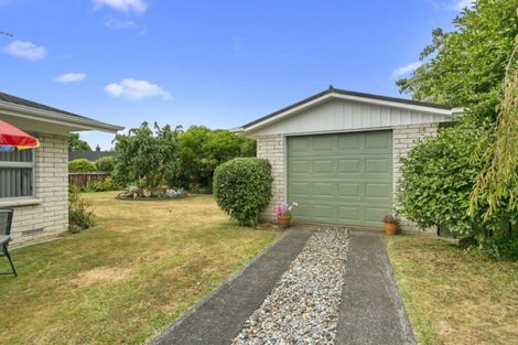 Photo of property in 5 Woodstock Crescent, Leamington, Cambridge, 3432