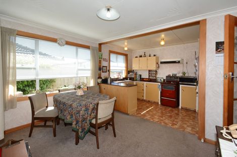 Photo of property in 141 Macandrew Road, South Dunedin, Dunedin, 9012