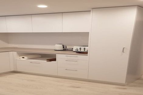 Photo of property in 2/7 Walter Street, Hauraki, Auckland, 0622