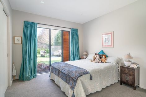 Photo of property in 3 Chestnut Grove, Acacia Bay, Taupo, 3385
