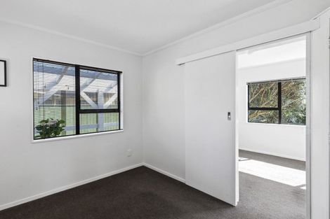 Photo of property in 22 Atarau Grove, Paraparaumu, 5032