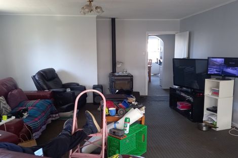 Photo of property in 33 Merrington Crescent, Aranui, Christchurch, 8061