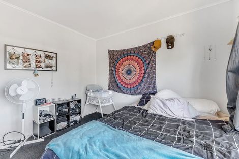 Photo of property in 22 Cook Street, Marfell, New Plymouth, 4310