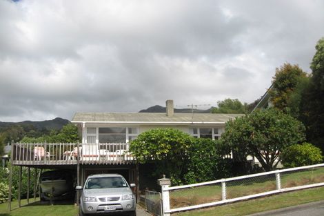 Photo of property in 9 Watson Street, Akaroa, 7520