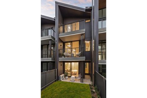 Photo of property in 6 Amber Court, Stonefields, Auckland, 1072