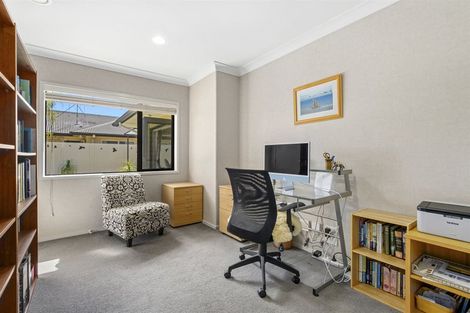 Photo of property in 6 Highlander Place, Welcome Bay, Tauranga, 3112