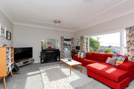 Photo of property in 211 Powderham Street, New Plymouth, 4310