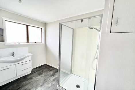 Photo of property in 1/45 Blacklock Avenue, Henderson, Auckland, 0612