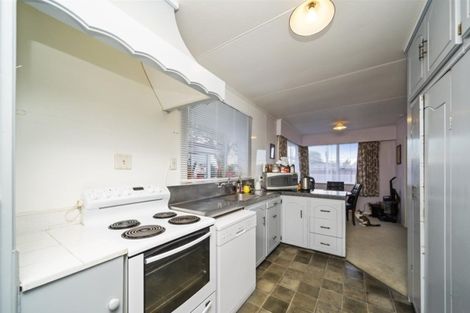 Photo of property in 15 Murray Avenue, Hawera, 4610