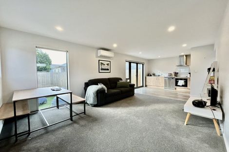 Photo of property in 1/52 Hills Road, Edgeware, Christchurch, 8013