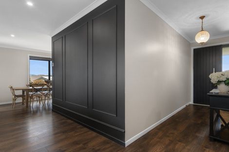 Photo of property in 10 Benmore Crescent, Pyes Pa, Tauranga, 3112