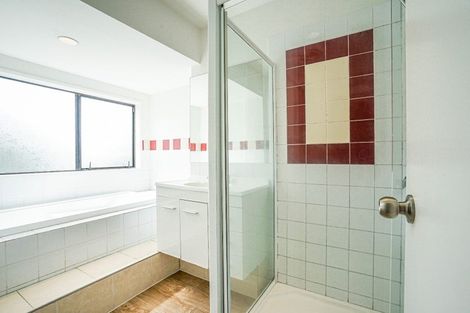 Photo of property in 13 Birdwood Road, Pukekohe, 2120