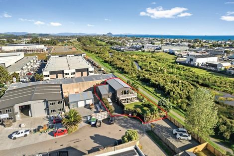 Photo of property in 32 Ashley Place, Papamoa Beach, Papamoa, 3118