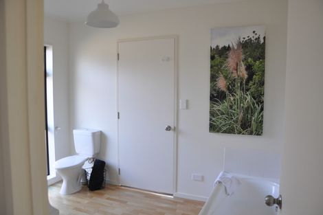 Photo of property in 15 Aldona Place, Fairview Downs, Hamilton, 3214