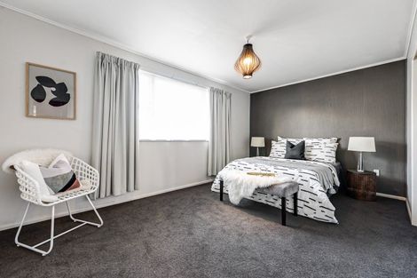 Photo of property in 98 Storey Avenue, Forest Lake, Hamilton, 3200