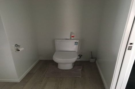 Photo of property in 1/2 Hilton Road, Saint Andrews, Hamilton, 3200