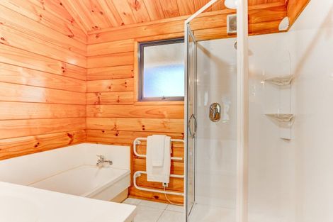 Photo of property in 12 Pickwick Road, Otamatea, Whanganui, 4571