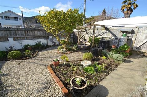 Photo of property in 1/114 Tasman Street, Nelson, 7010