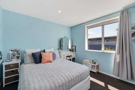 Photo of property in 15 Colesbury Street, Bishopdale, Christchurch, 8053