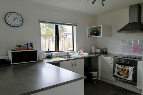 Photo of property in 39 Waller Avenue, Bucklands Beach, Auckland, 2012