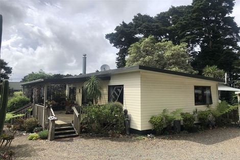 Photo of property in 6 Estaugh Close, Kauri, Kamo, 0185