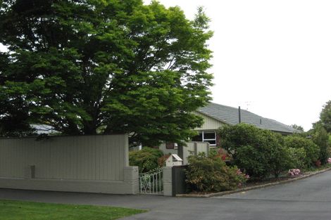 Photo of property in 18 Burnside Crescent, Burnside, Christchurch, 8053