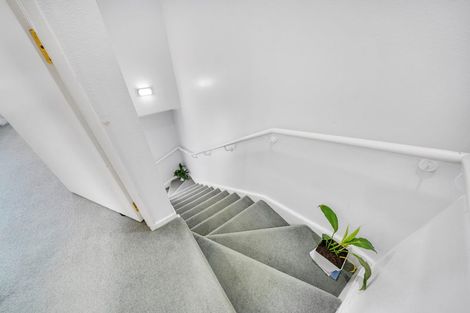 Photo of property in Tuscany Way, 20/3 Ambrico Place, New Lynn, Auckland, 0600