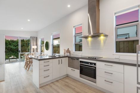 Photo of property in 3 Foley Grove, Pyes Pa, Tauranga, 3110