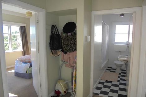 Photo of property in 32 Buckingham Street, Melrose, Wellington, 6023