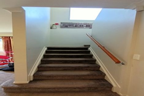 Photo of property in 25 Andover Way, Goodwood Heights, Auckland, 2105