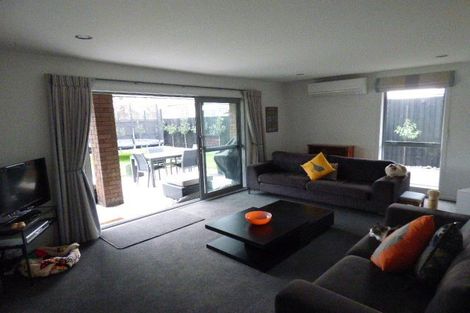 Photo of property in 111 Weston Road, St Albans, Christchurch, 8052