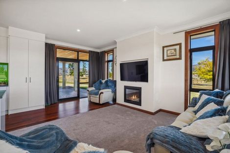 Photo of property in 182 Stevenson Road, Wanaka, 9382