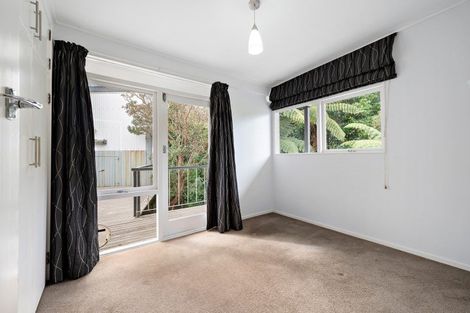 Photo of property in 3 Mamaku Grove, Khandallah, Wellington, 6035