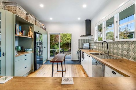 Photo of property in 81 Purnell Street, College Estate, Whanganui, 4500