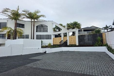 Photo of property in 12 Westergrove Place, West Harbour, Auckland, 0618