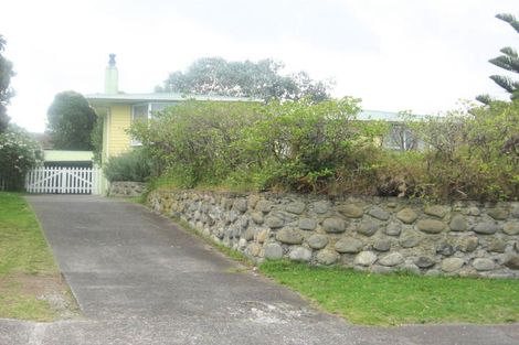 Photo of property in 8 Porter Place, Paekakariki, 5034