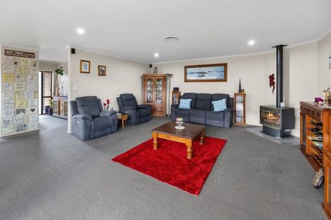 Photo of property in 11 Frame Place, Owhata, Rotorua, 3010
