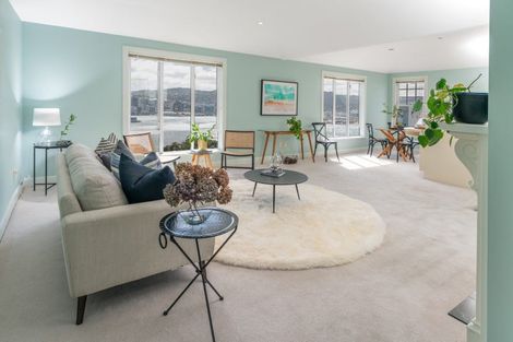 Photo of property in 50 The Crescent, Roseneath, Wellington, 6011