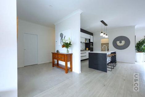 Photo of property in 58 Fruitlands Road, Kumeu, 0810