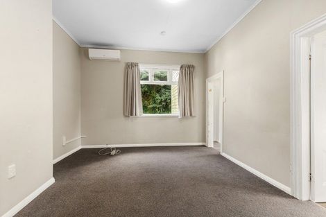 Photo of property in 114 Holloway Road, Aro Valley, Wellington, 6021