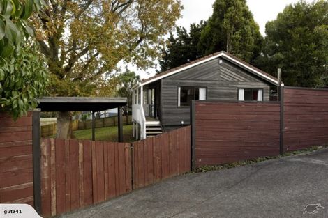 Photo of property in 5/10 Glen Road, Ranui, Auckland, 0612