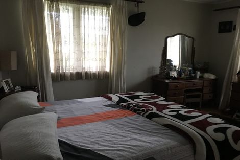 Photo of property in 42 Hamilton Drive, Waiuku, 2123