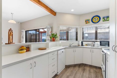 Photo of property in 103 Everitt Crescent, Whangamata, 3620