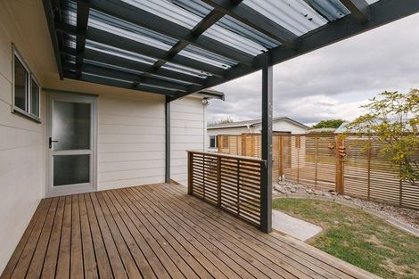 Photo of property in 1 Willowstream Grove, Cloverlea, Palmerston North, 4412