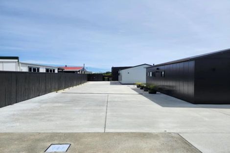 Photo of property in 140a Ngamotu Road, Spotswood, New Plymouth, 4310