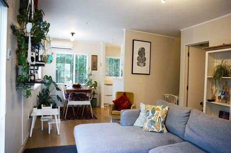 Photo of property in 12/24 Eastglen Road, Glen Eden, Auckland, 0602