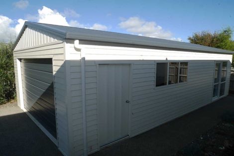 Photo of property in 79 Queens Road, Waikanae Beach, Waikanae, 5036