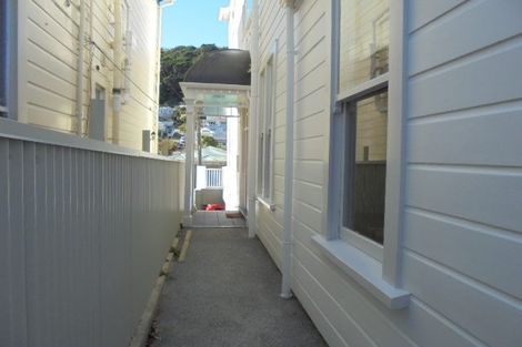 Photo of property in 54 Porritt Avenue, Mount Victoria, Wellington, 6011