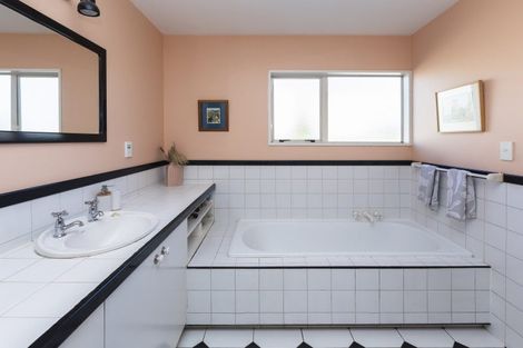 Photo of property in 3/33 Holly Road, St Albans, Christchurch, 8014